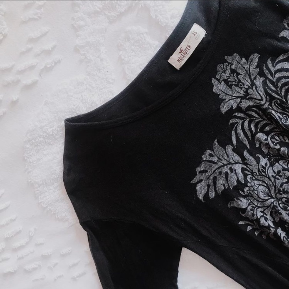 HOLLISTER FLARE TEE 💣